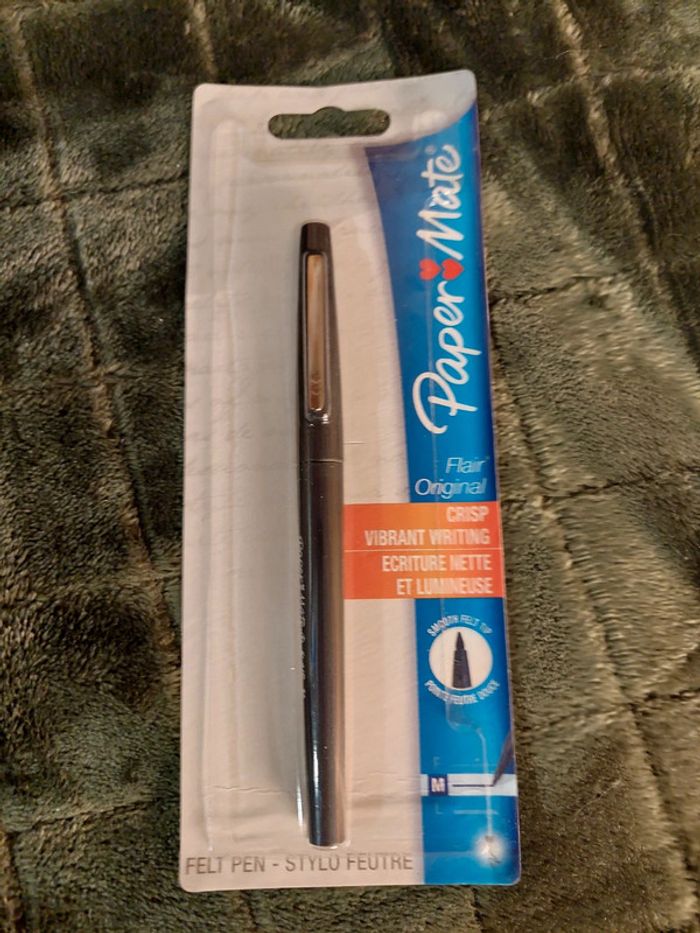 Stylo feutre noir