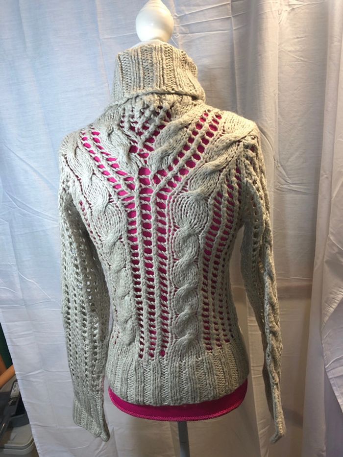 Pull à trou - photo numéro 2