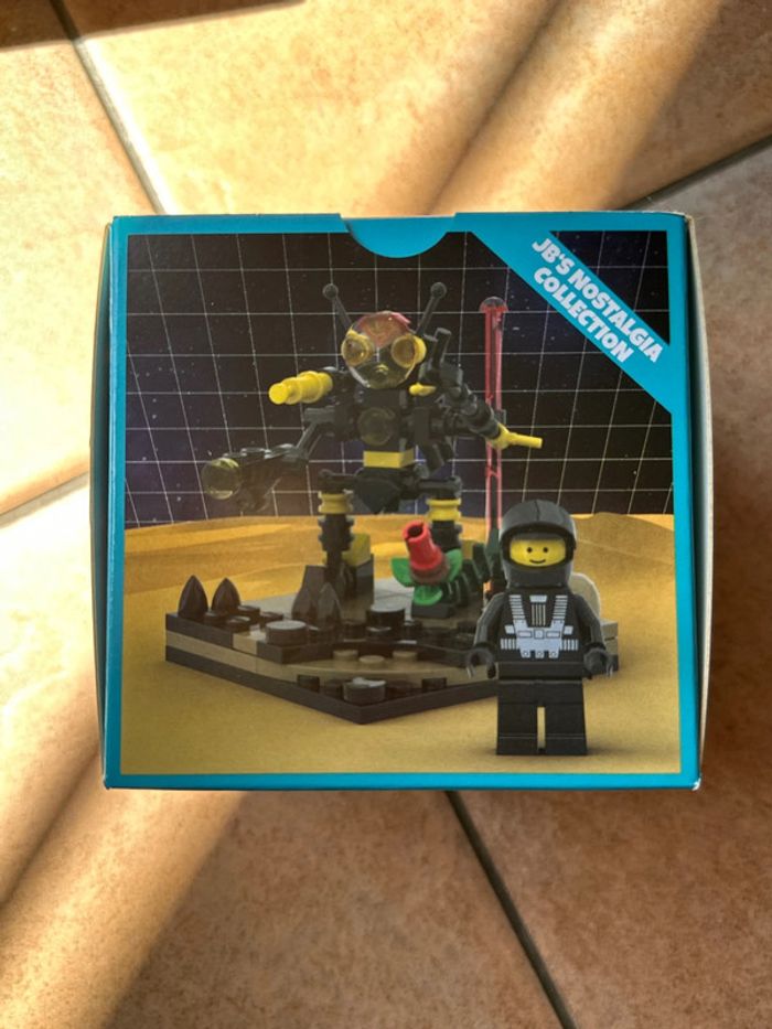 Set Lego de chez JB Spielwaren Nostalgie collection The Astronaut