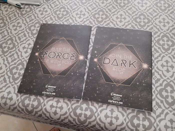 Lot 2 petits cahiers neufs Starwars - photo numéro 2