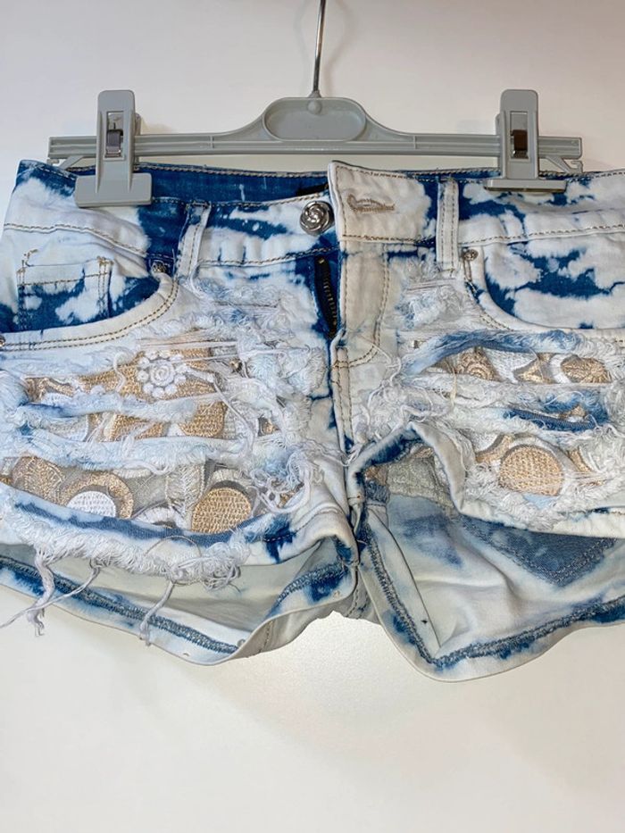 Short Bershka