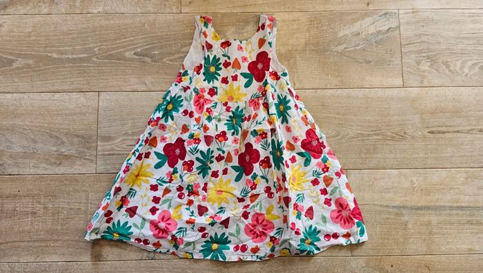 Lot vêtements fille 6 ans - photo numéro 2