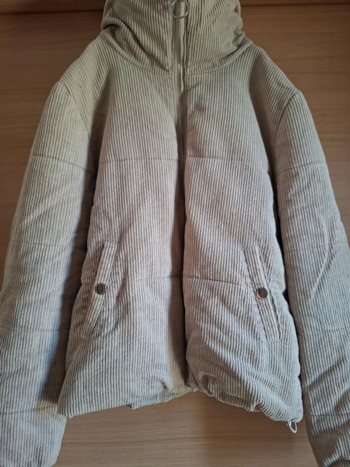 Veste doudoune beige velours côtelé Jennyfer (taille XS - photo numéro 2
