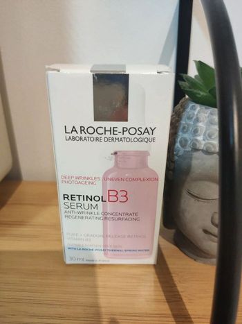 Serum retinol b3