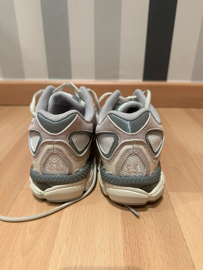 Asics GEL-NYC Taille 38 - photo numéro 3