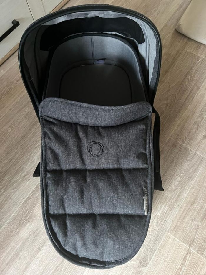 Poussette Trip Bugaboo Bee 6 jamais utilisé sauf Cosy - photo numéro 2