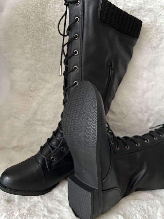 Bottes noires à lacets pointure 37 Talons 3 cm - photo numéro 5