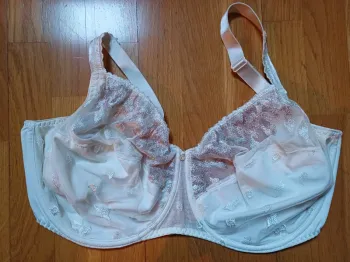 Soutien-gorge Chantelle neuf 105 H