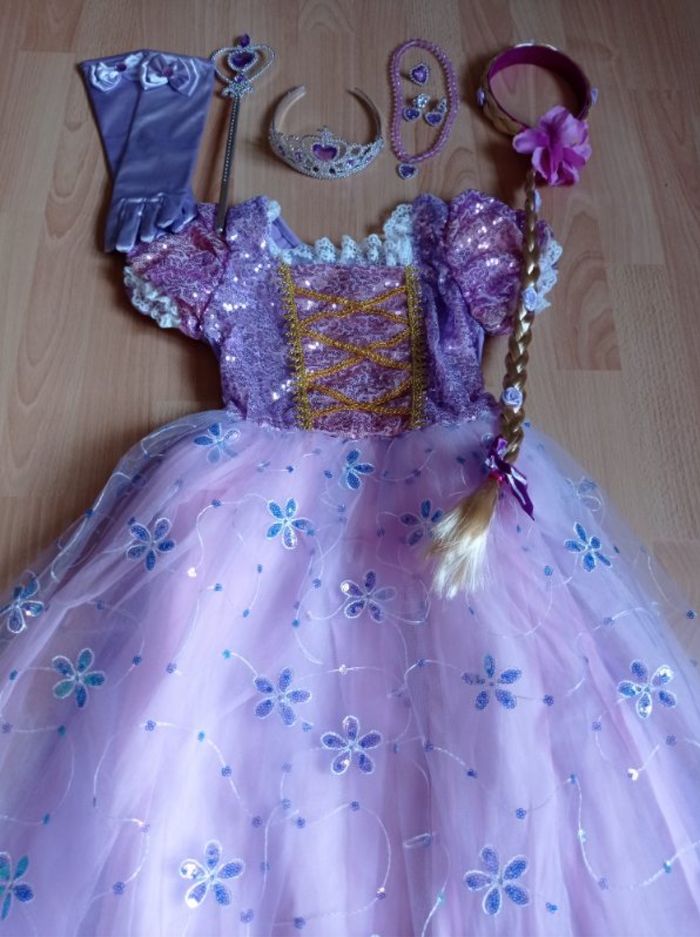 Costume princesse raiponce paillette 6ans