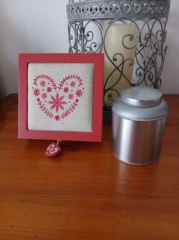 Neuf 2 boîtes à thé: Bois & tissu brodé +Métal *double couvercle hermétique