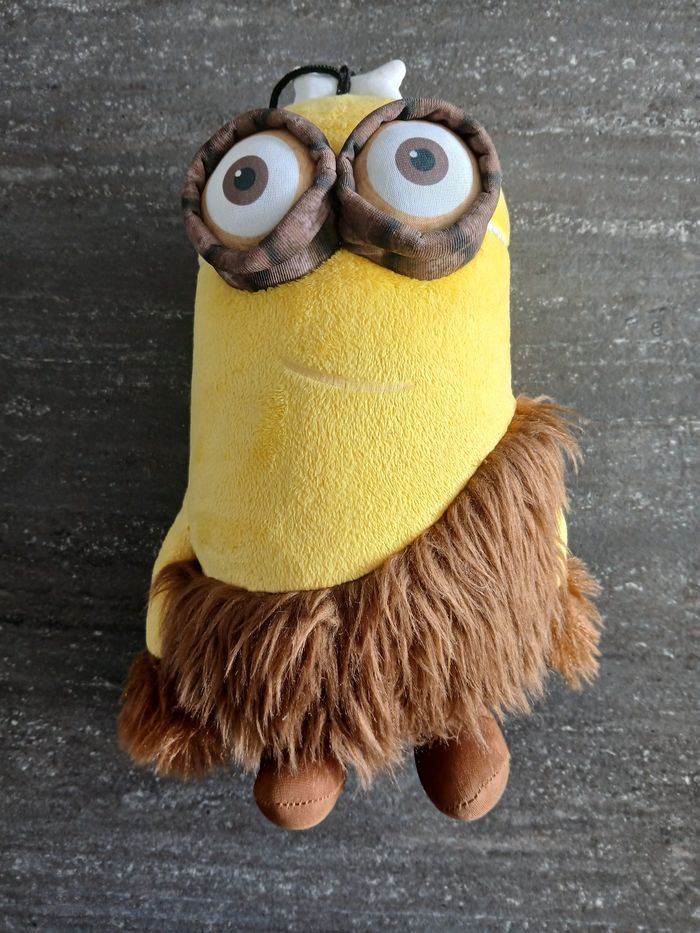 2 peluches Minions - photo numéro 2