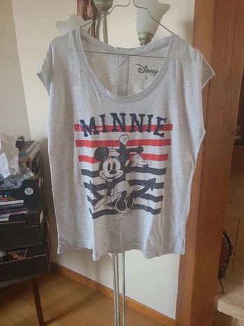 tshirt Disney taille 40