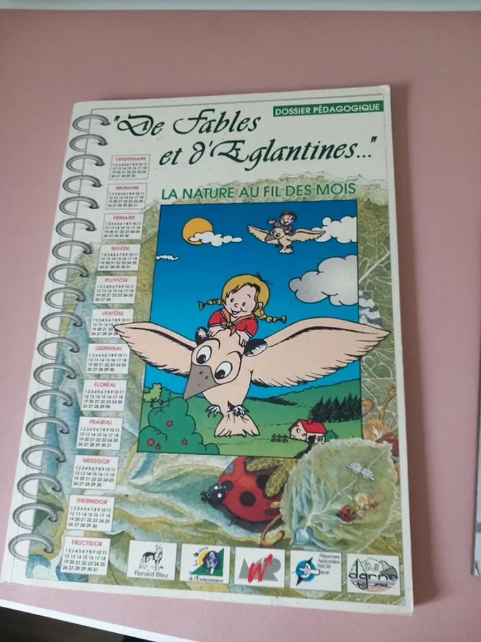 De fables et d'églantines, école du dehors