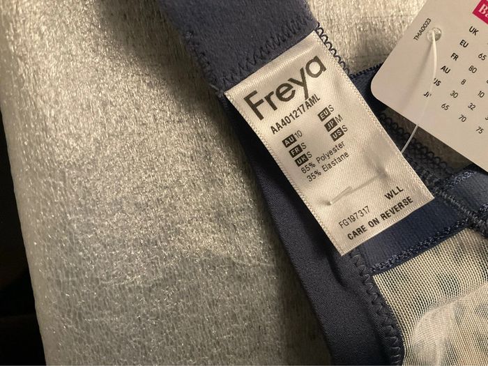 Brassière beige et bleu Freya neuf - photo numéro 6
