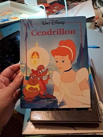 Livre Walt disney cendrillon