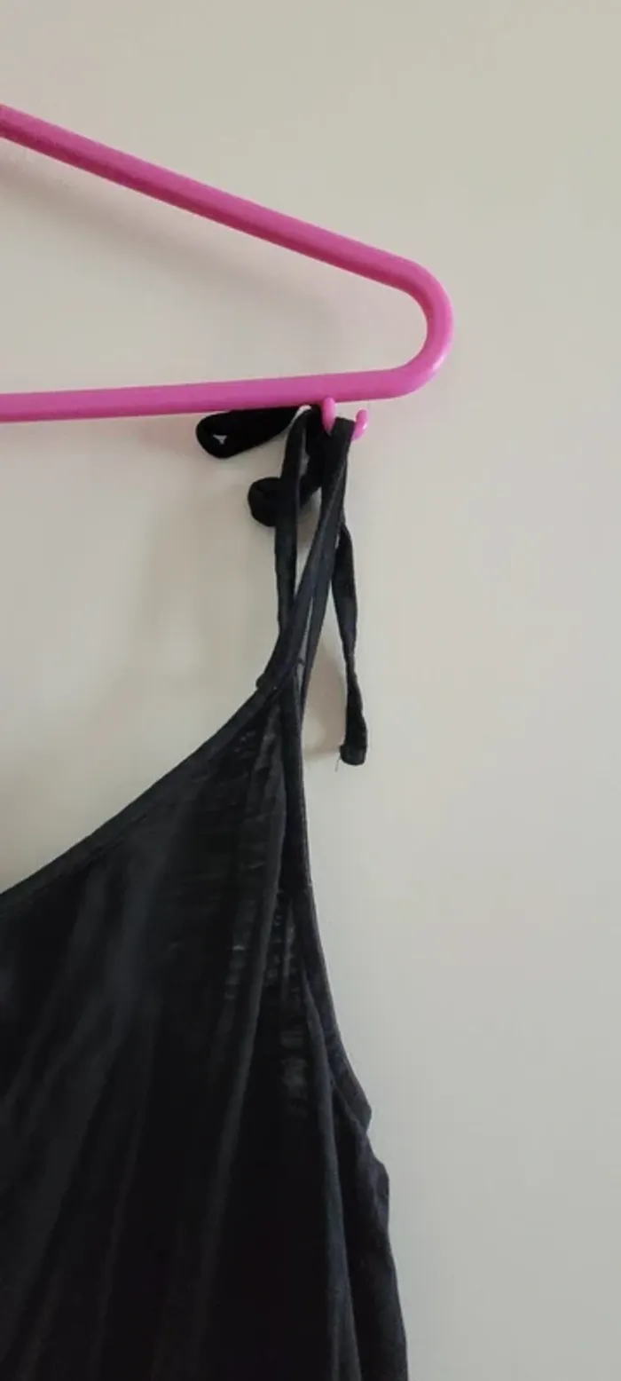 Robe noire - photo numéro 6