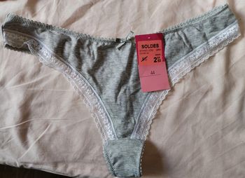 Lot string femme taille 44