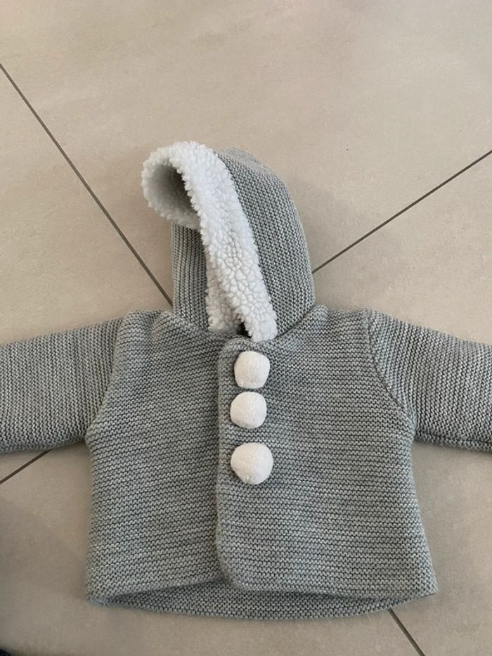Gilets / vestes bébé 1 mois - photo numéro 2