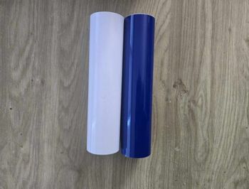 Films adhésif permanent blanc brillant et bleu foncé pour machine de découpe (2 x 3 m)