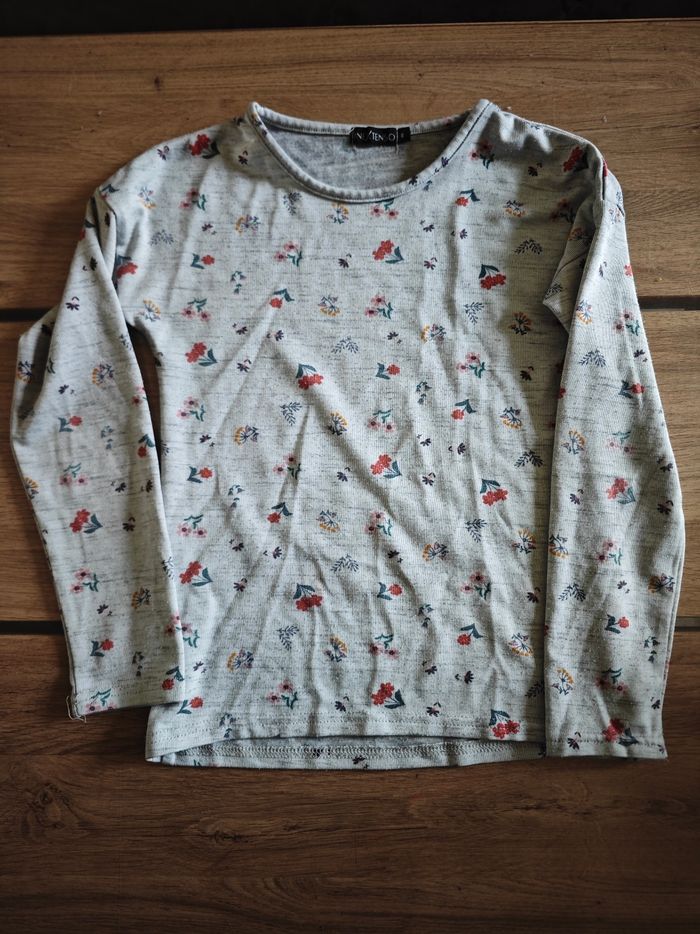 Lots vêtements fille 8 ans, neuf à bon état - photo numéro 10