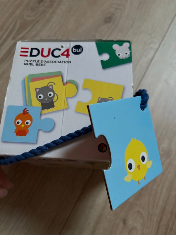 Jeu puzzle 2 pièces - association