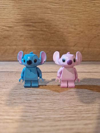 Figurines type lego Angele et Stitch Disney