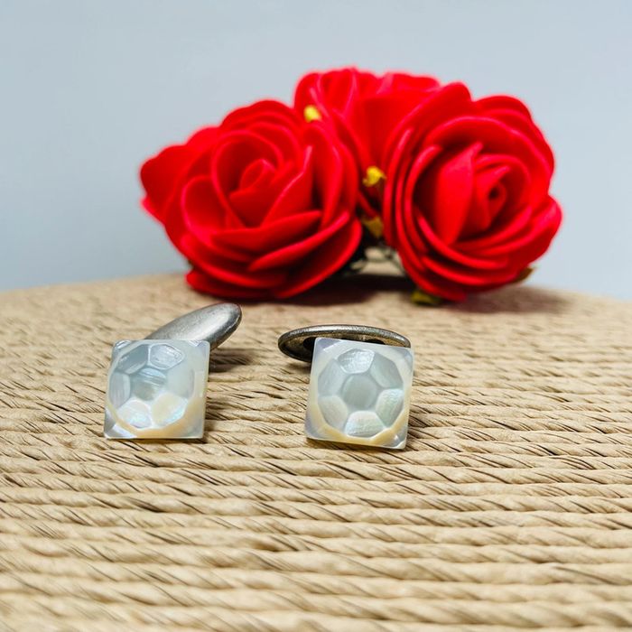 🔥 Modèle Rare. Boutons de manchettes à chaînette. Nacre véritable. Gravure ballon de football. - photo numéro 12