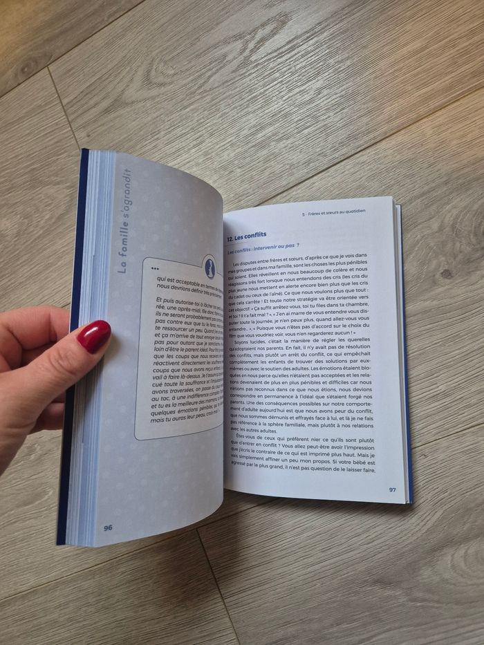 Livre la famille s'agrandit - photo numéro 3