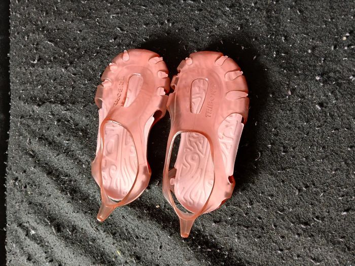 Chaussure d'eau en taille 22 - photo numéro 2