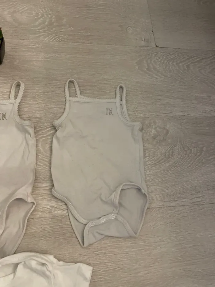 Lot de 4 body manches courtes et bretelles - photo numéro 5