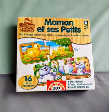 Maman et ses petits - puzzles en bois encastrables de Educa