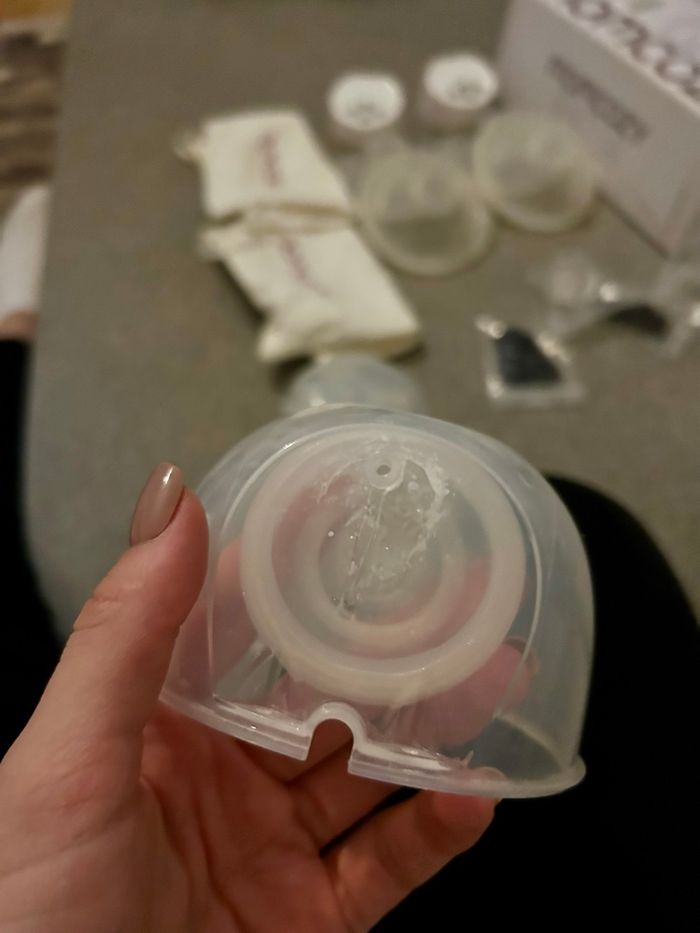 Tire-lait momcozy S12 pro + accessoires - photo numéro 10