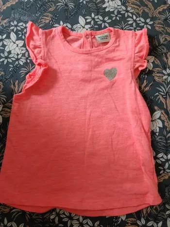 Tee shirt tape à l'oeil orange fluo cœur doré 74cm