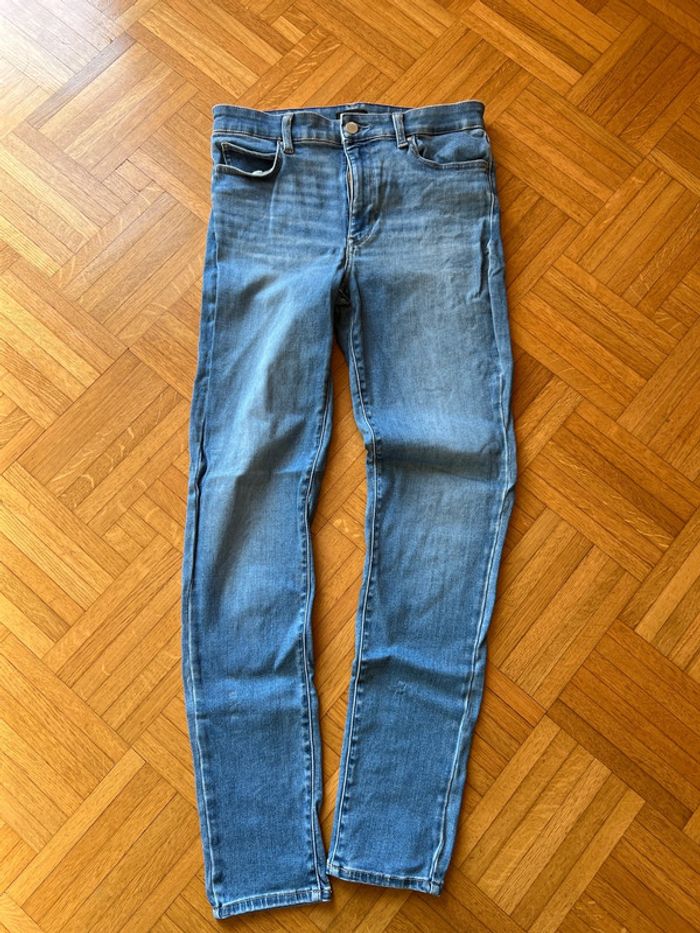 Jean femme skinny tapered Uniqlo neuf T38