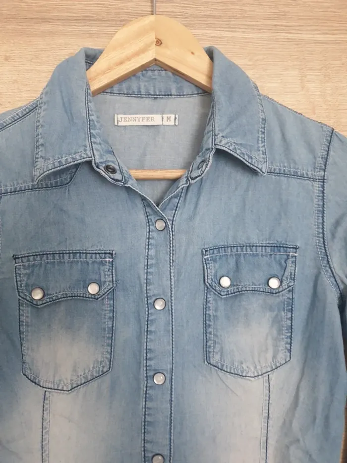 Chemise en jean bleu clair jennyfer - photo numéro 2