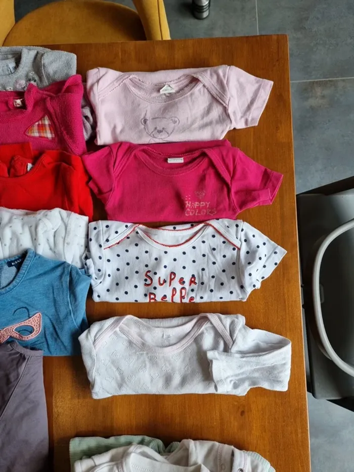 Lot vêtements bébé fille 12 mois - photo numéro 6