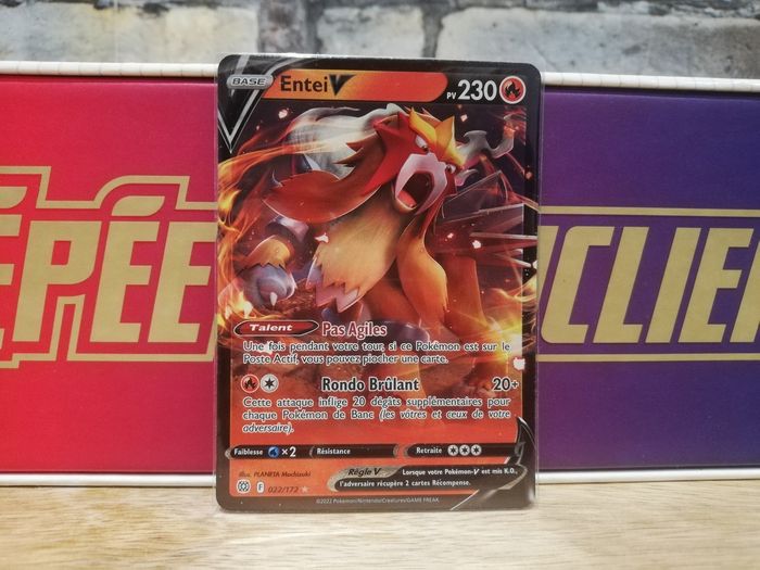 Carte Pokemon Entei V Stars Étincelantes