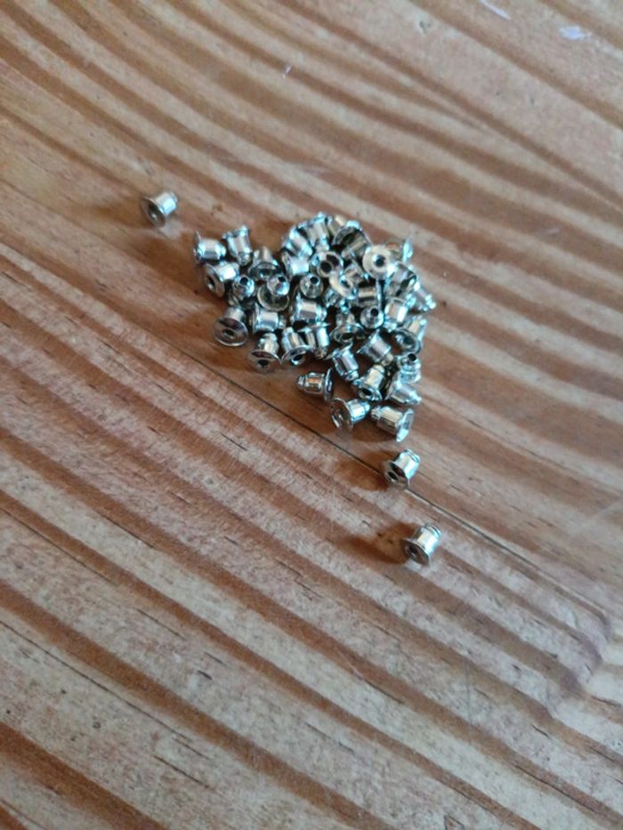 Lot fermoir boucle d'oreille