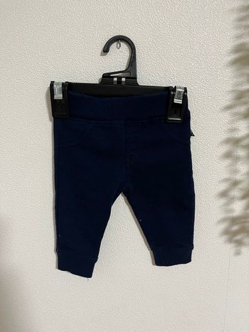 Très beau pantalon jogging pour garçon 