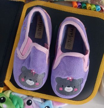 Chaussons pointure 23