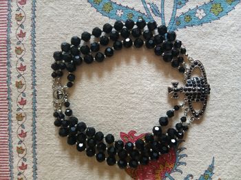 collier vivienne westood de  perle noir