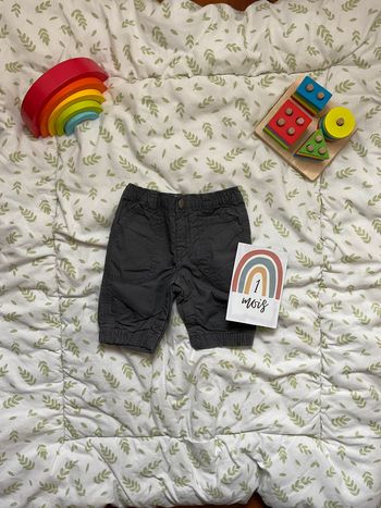 pantalon gris 1 mois kitchoun pressions entre les jambes