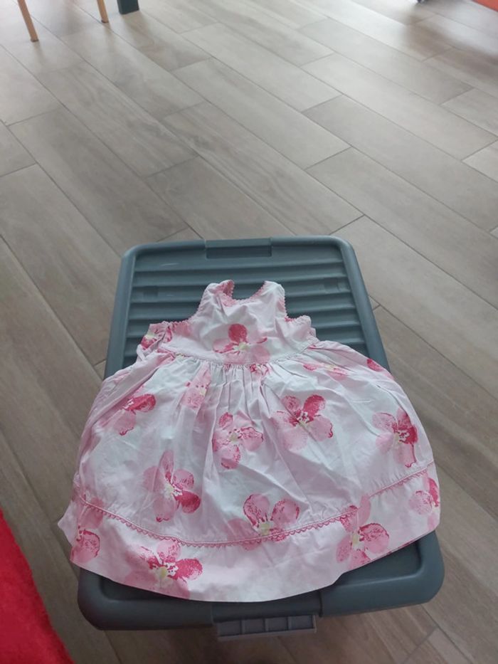 Robe 9mois
