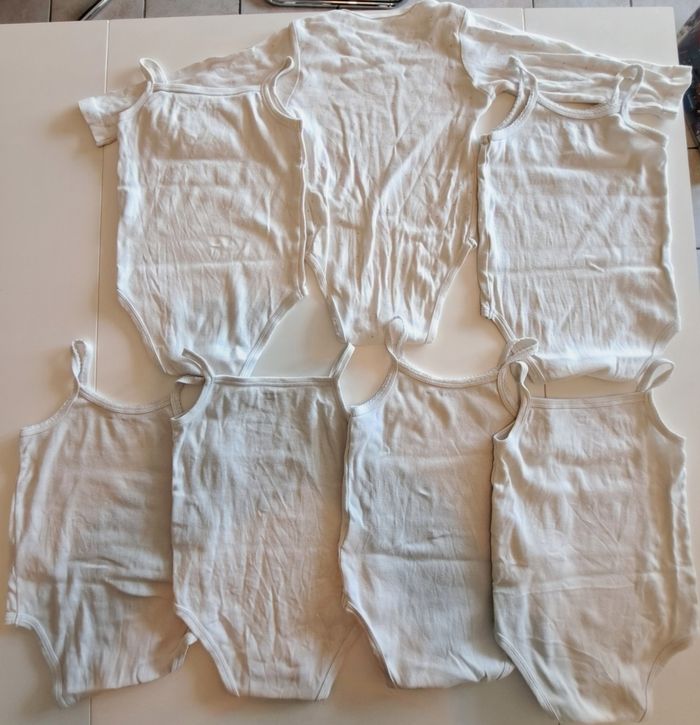 Lot de bodys fille 36 mois 98 cm TBE - photo numéro 3