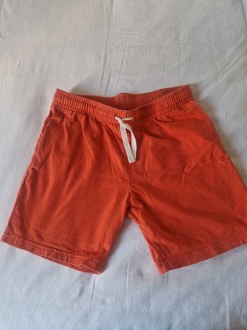 Short Orange H&M T.8/9ans