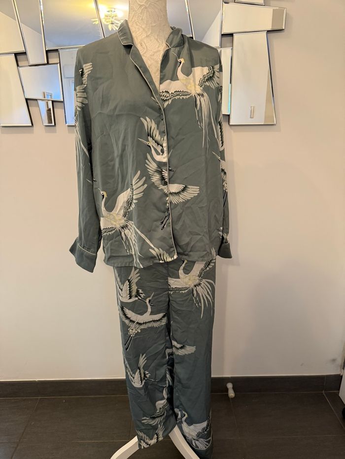 Pyjama 2 pièces satin Taille 38-40
