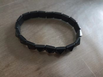 Bracelet noir femme