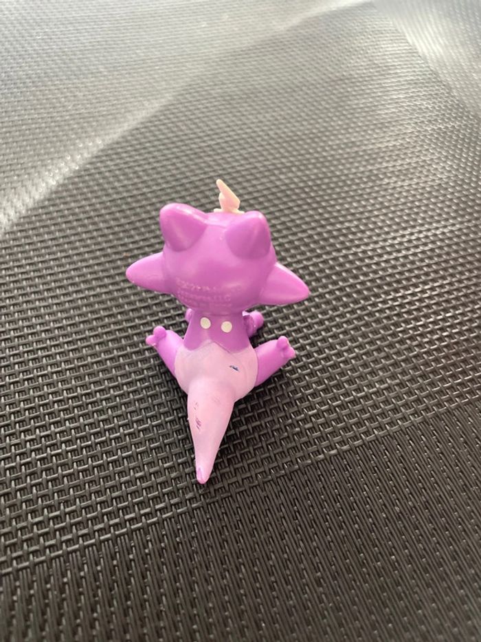 Figurine Toxizap Pokémon Nintendo 3,5cm Jazwares officiel 2021 Toxel - photo numéro 4