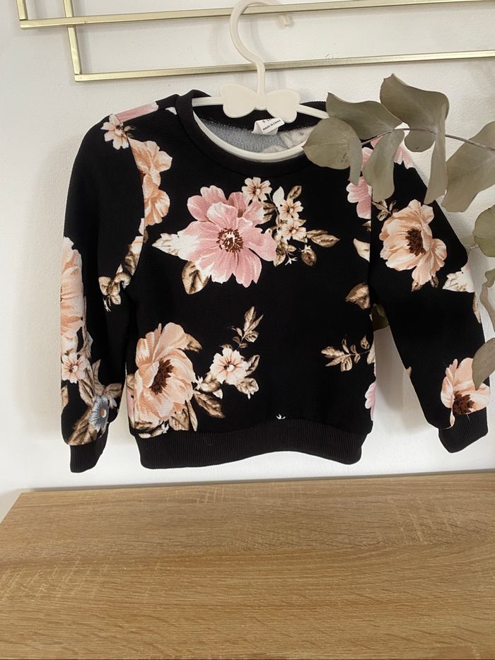 Pull bébé fille