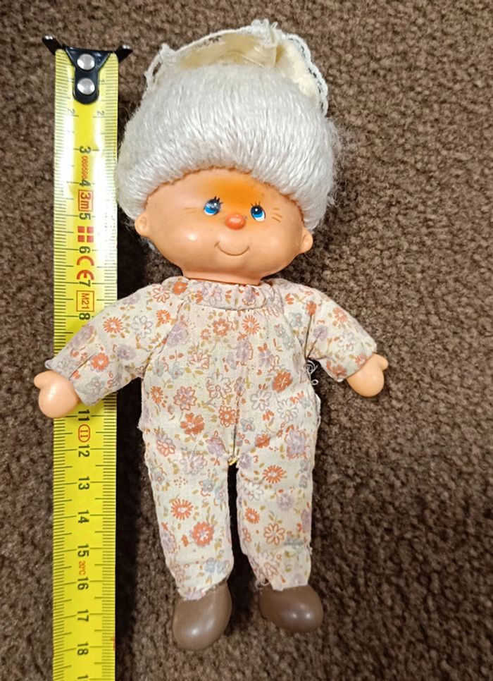 Poupée grand-mère - photo numéro 2